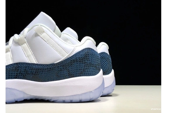 CD6846-102 11 Air Low Jordan 'Blue CD6846-102 Snakeskin' 0113